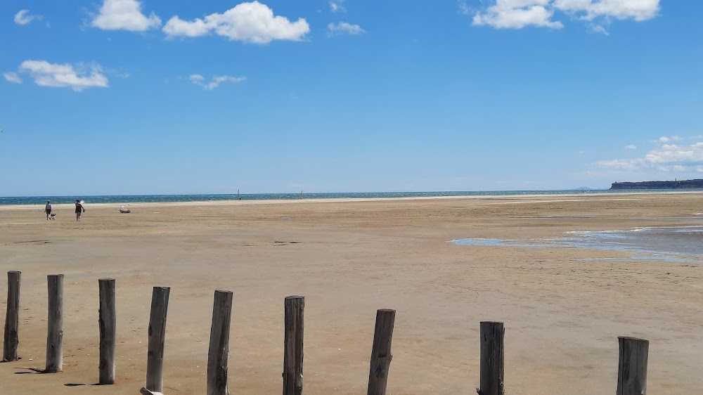 Plage des Montilles