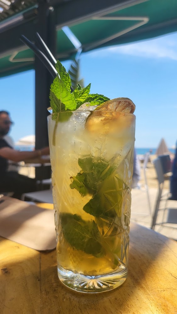 Nova Icaria beach