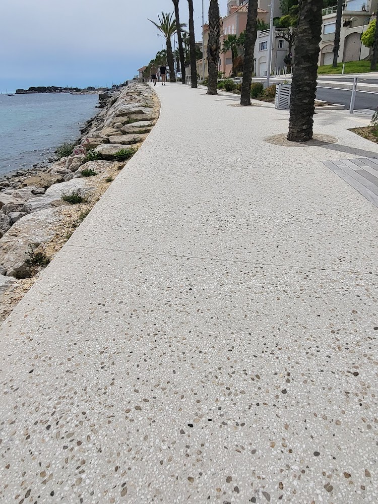 Bandol Port & Plage