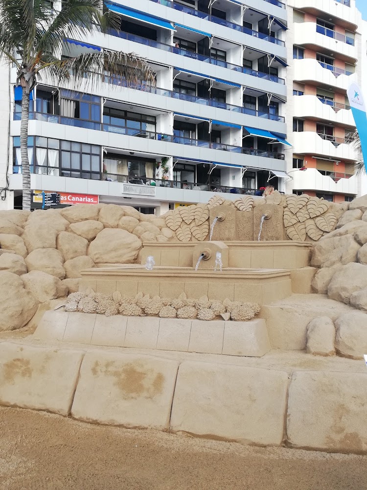 Playa de Las Canteras (Las Palmas de Gran Canaria)