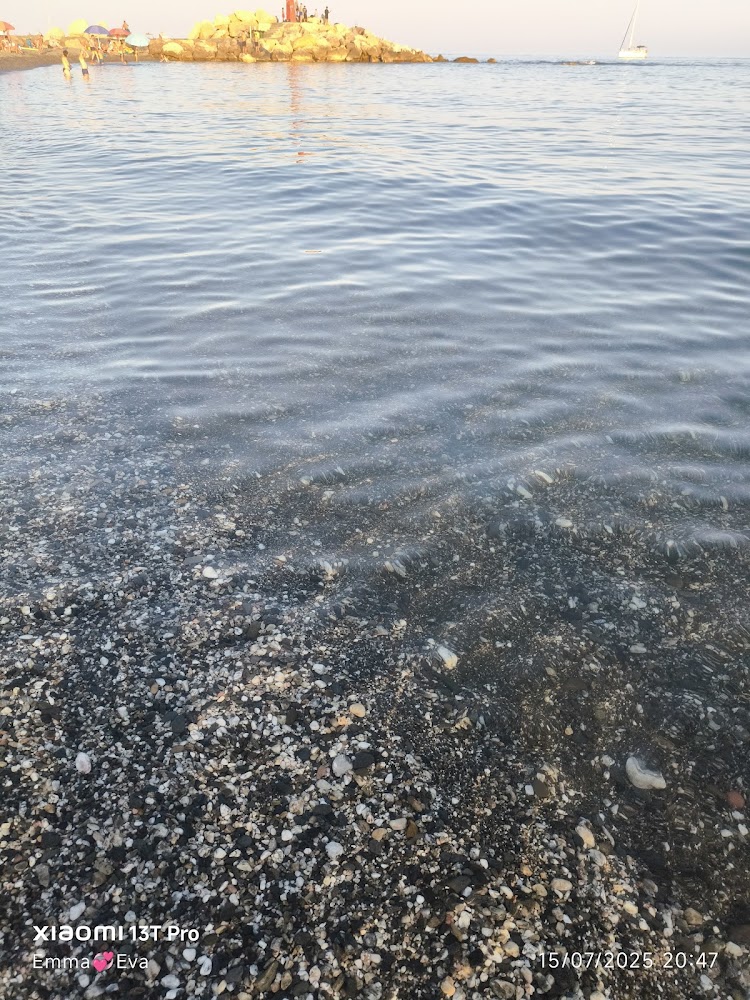 Playa de la Caleta de Vélez