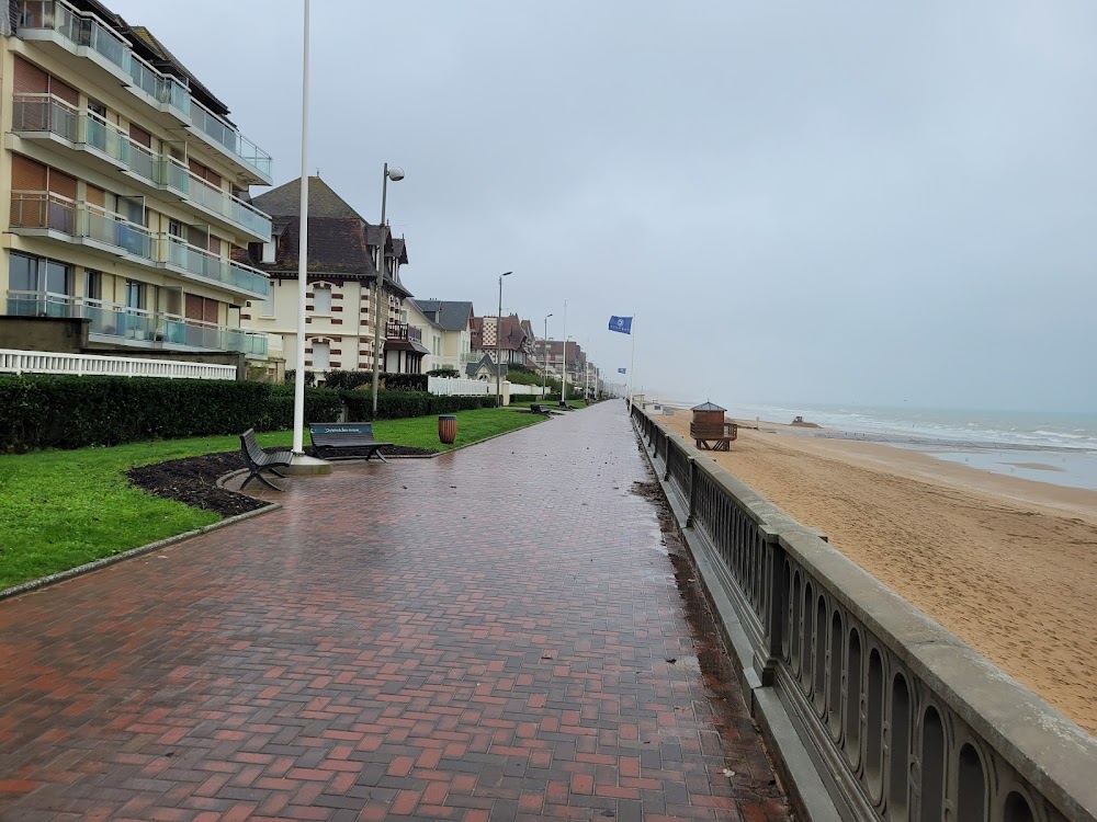 Front de mer de Cabourg