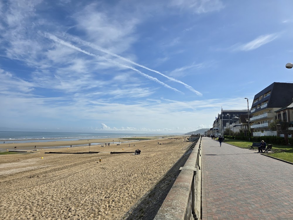 Front de mer de Cabourg