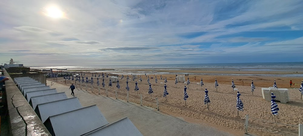 Front de mer de Cabourg