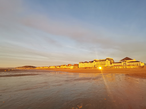 Front de mer de Cabourg