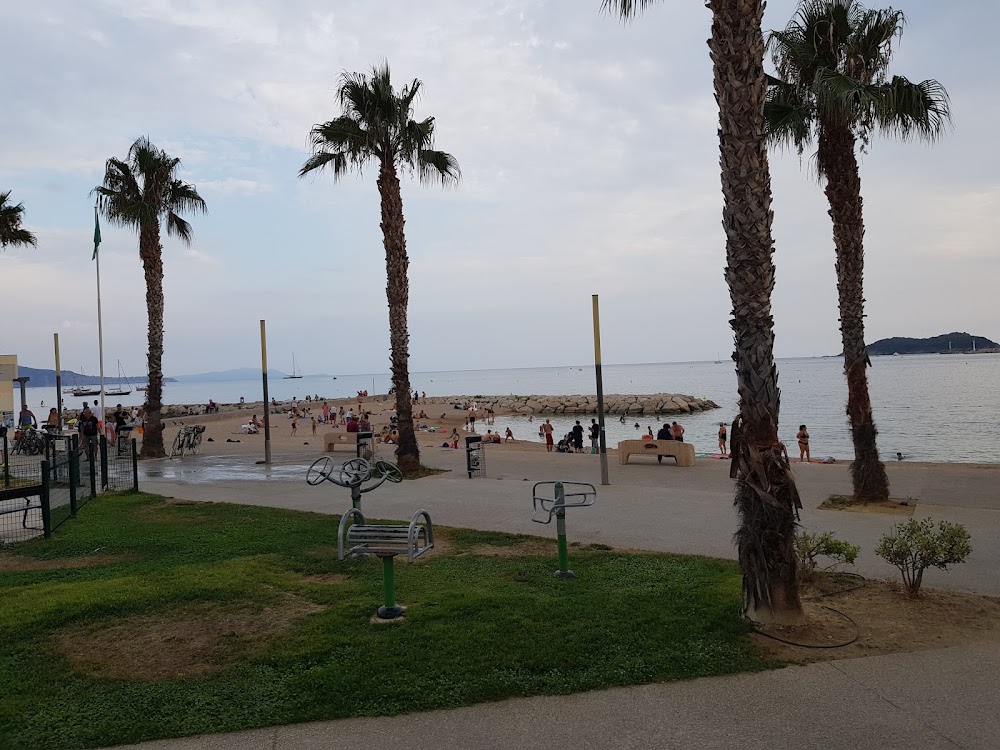 Plage des Capucins