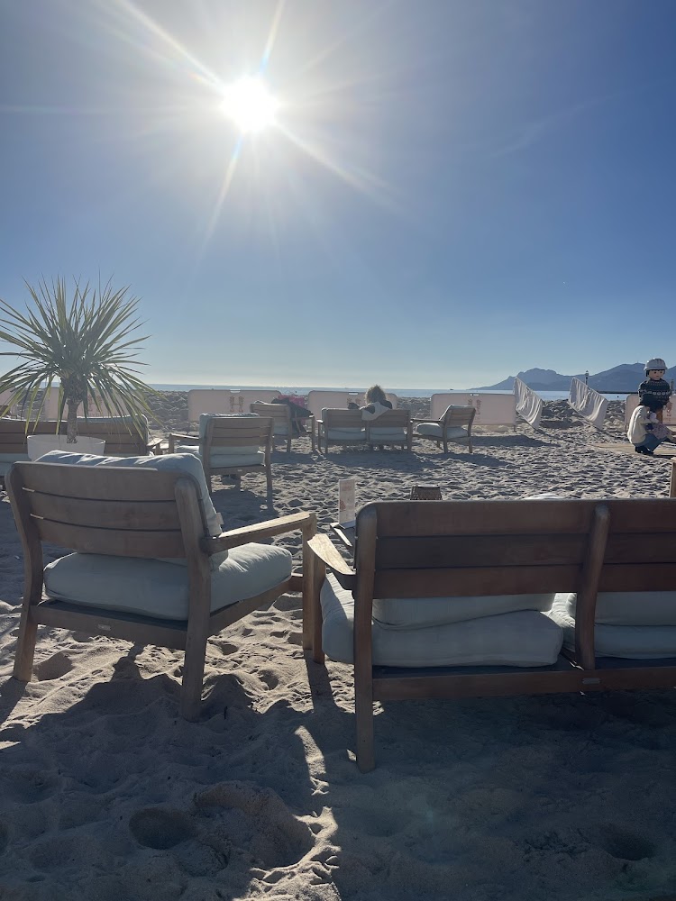 Hyde Beach Cannes