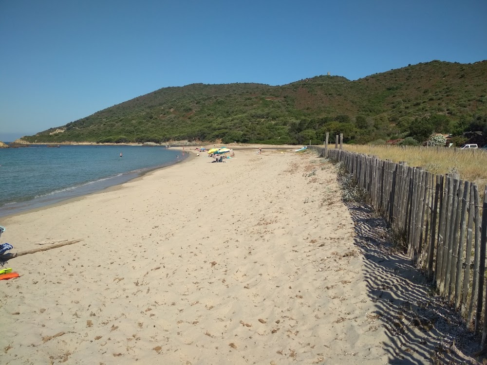 Plage de Chiuni