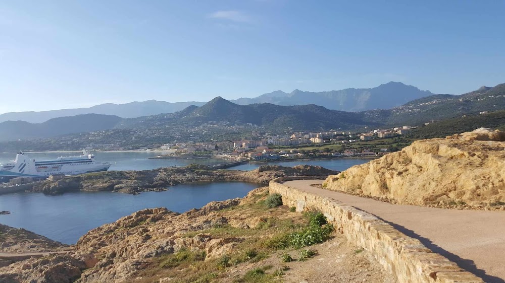 Plage de L'Île-Rousse