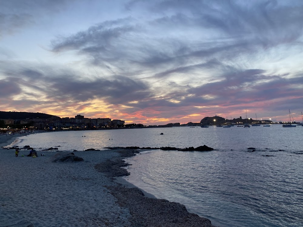 Plage de L'Île-Rousse