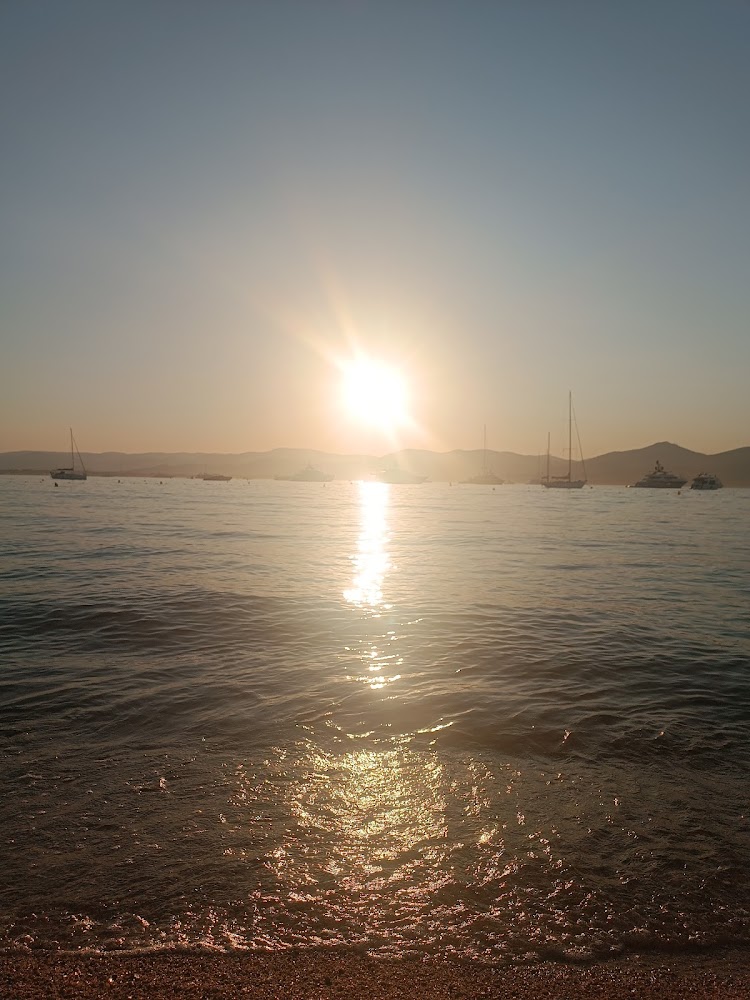 Bouillabaisse beach