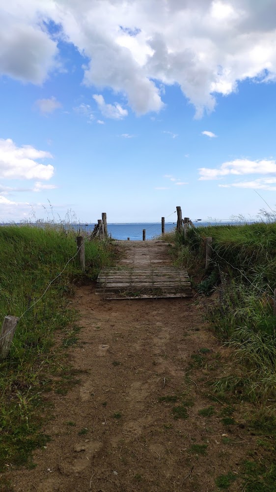 Petite Plage De Kervoyal