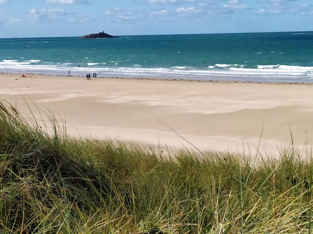 Grève du Minieu (plage de Sables-d'Or-les-Pins)