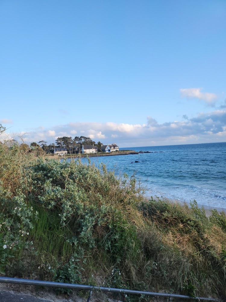 Plage De Kervillen