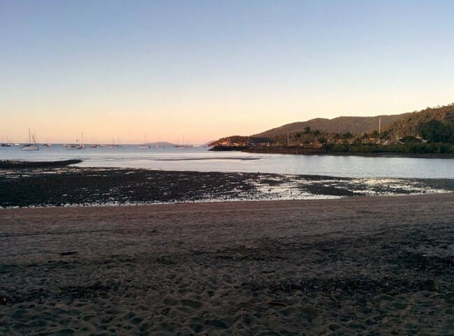 coucher de soleil airlie beach