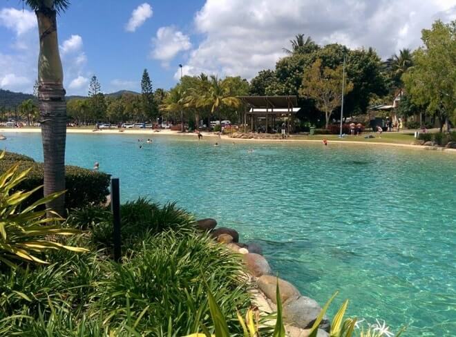 lagoon airlie beach australie