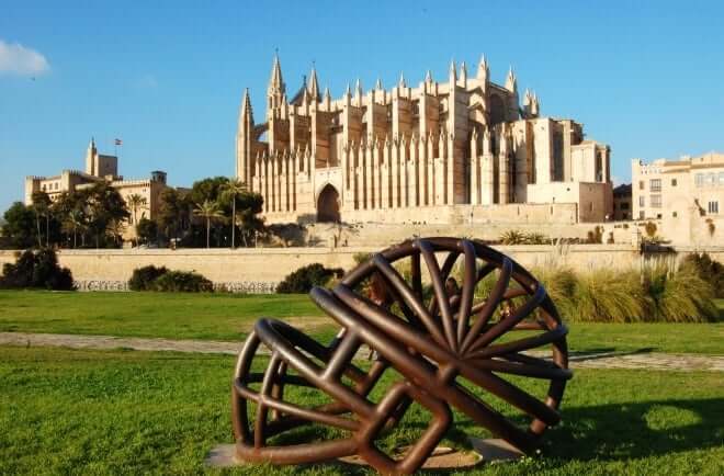 Palma-De-Majorque-le-parc-de-la-mar-Espagne-min