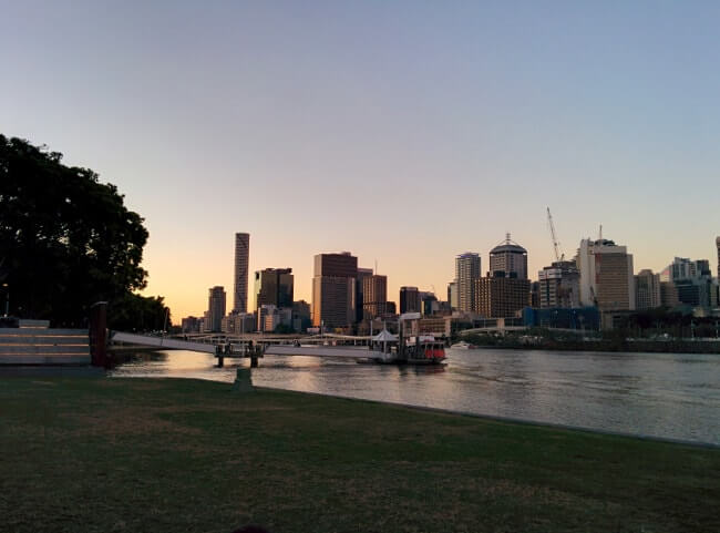 South Bank by night-min