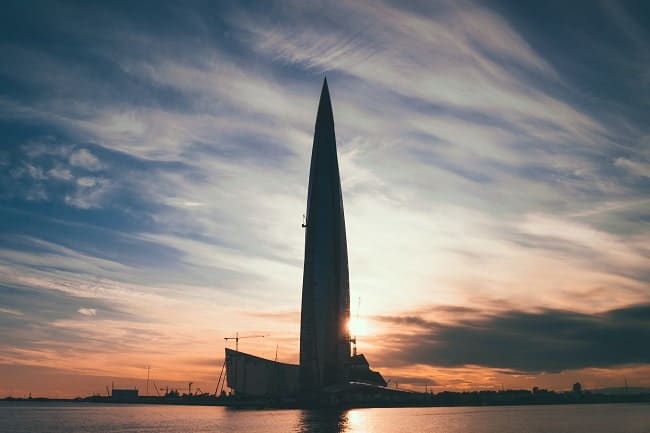 Vu sur le Lakhta Center de Saint Pétersbourg en arrivant depuis le Golfe de Finlande