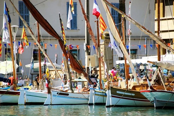 seyne sur mer bateau min