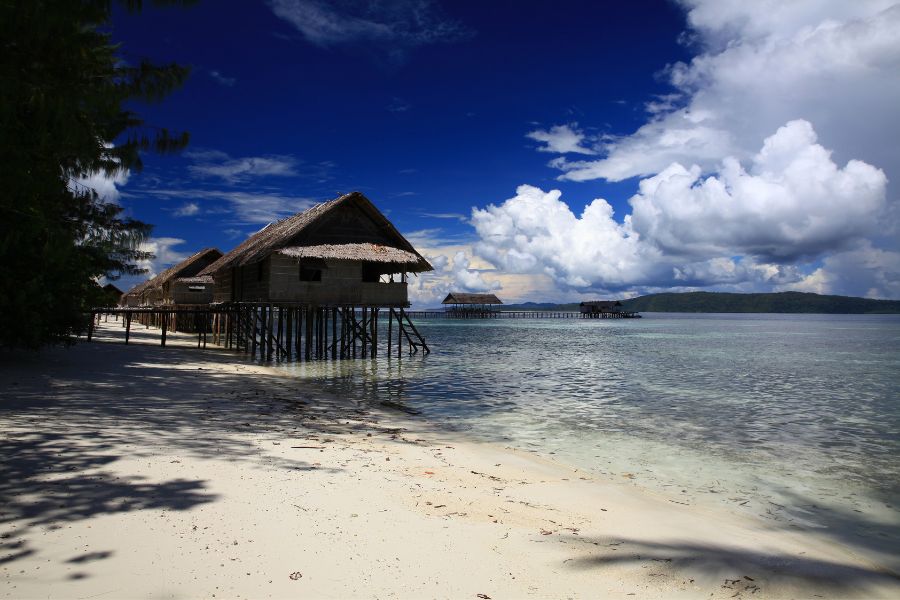 bungalow sur la plage à gili trawangan min