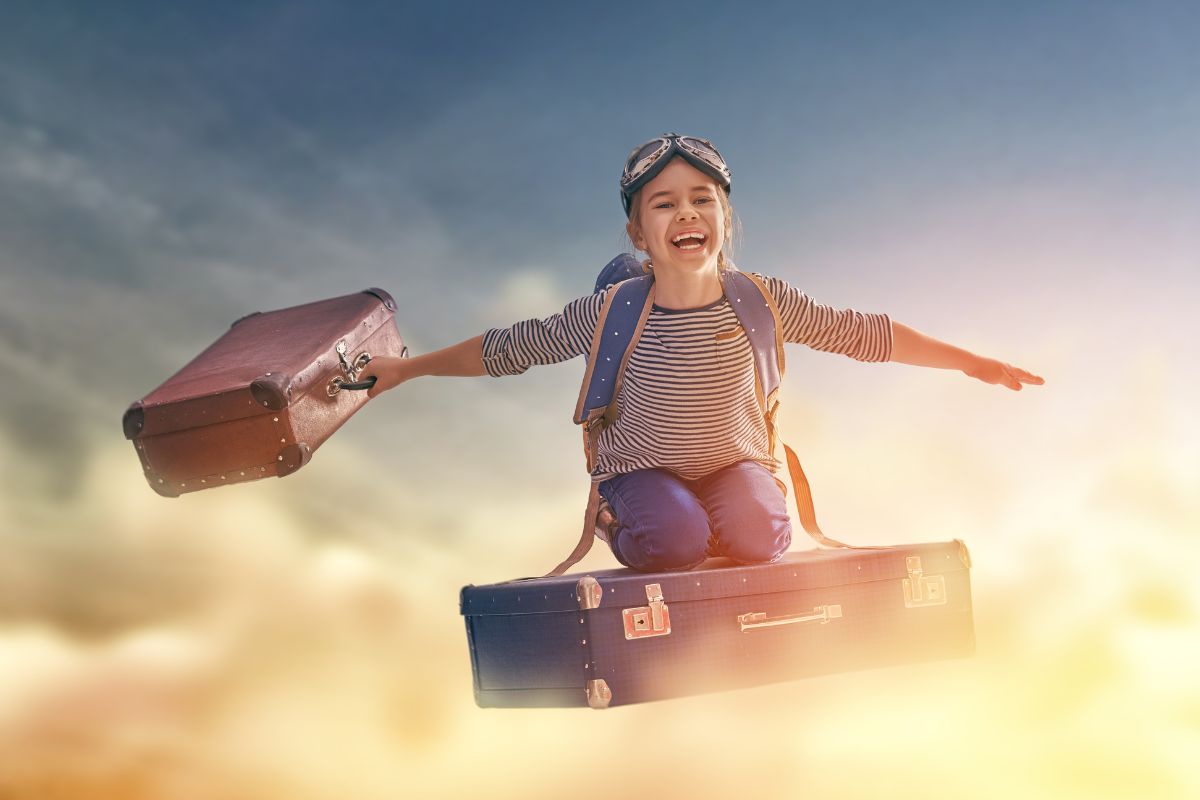 Comment aider son enfant à voler en solo pour la première fois ?