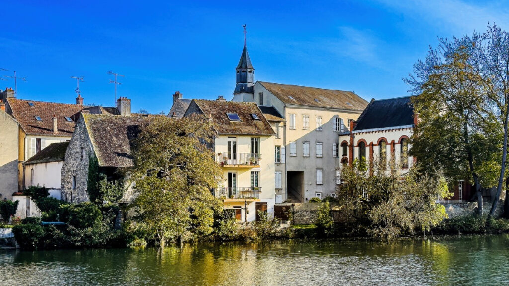 Nemours