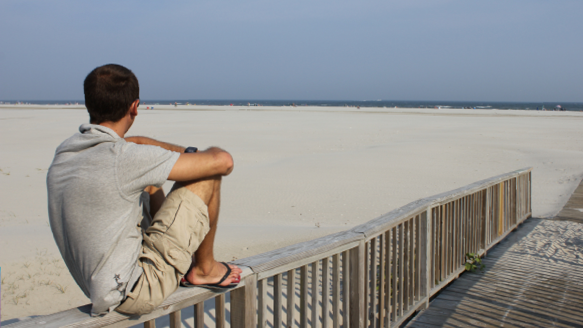 seul sur la plage