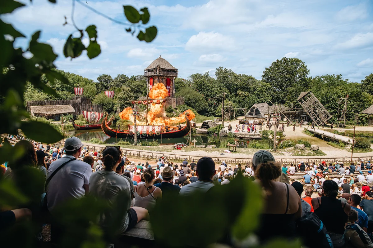 Les-Vikings-Puy-du-Fou-C-Arthur-Aumond